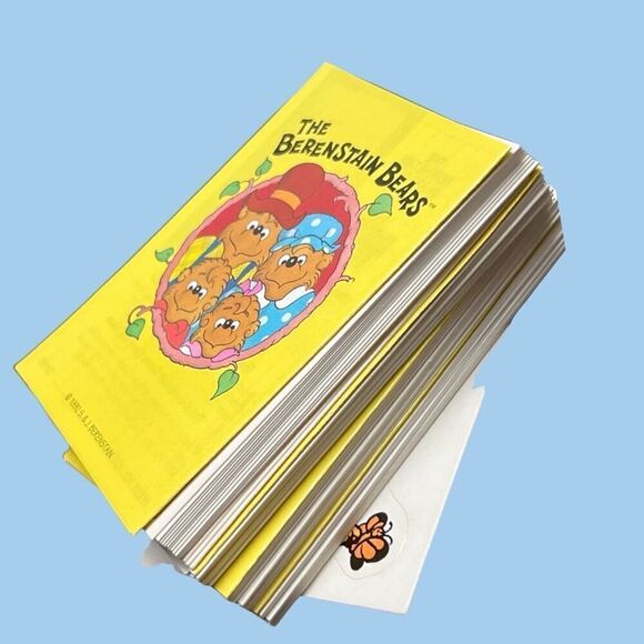 Vintage 1992 Ken Wis Inc Berenstain Bears 4 Story Trading Card Set B11 - Picture 3 of 3